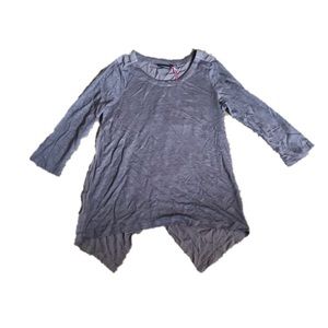🌼Grey Flowy Shirt!!🌼